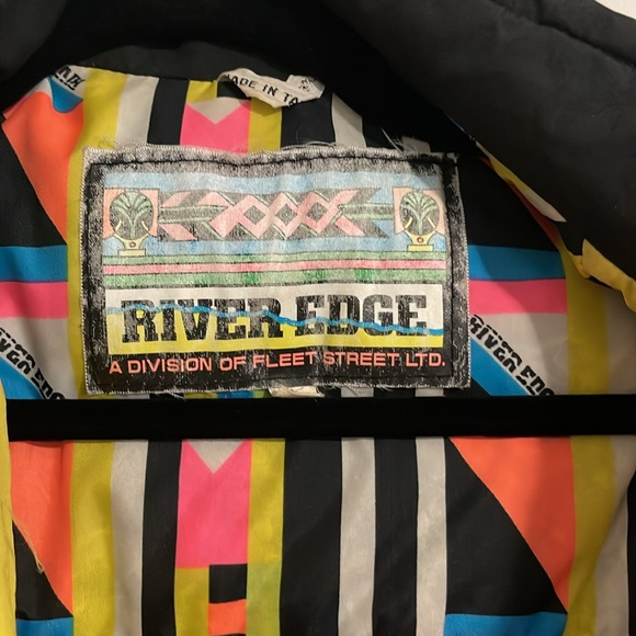 Retro River Edge Puffy Coat - Picture 4 of 4